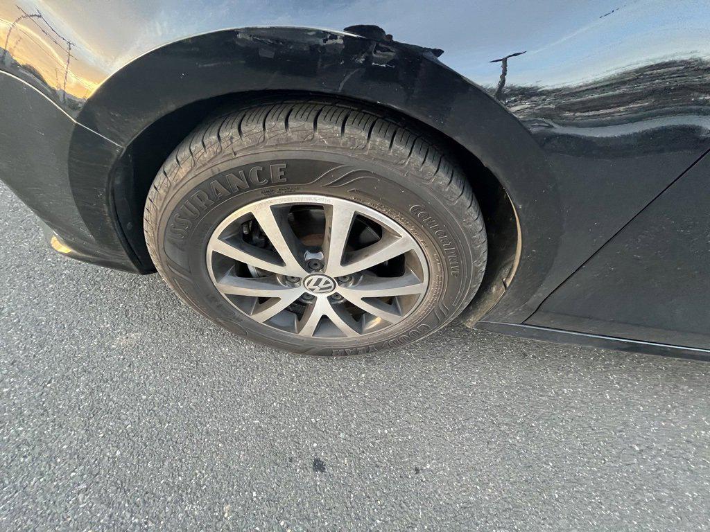 used 2017 Volkswagen Jetta car, priced at $9,999