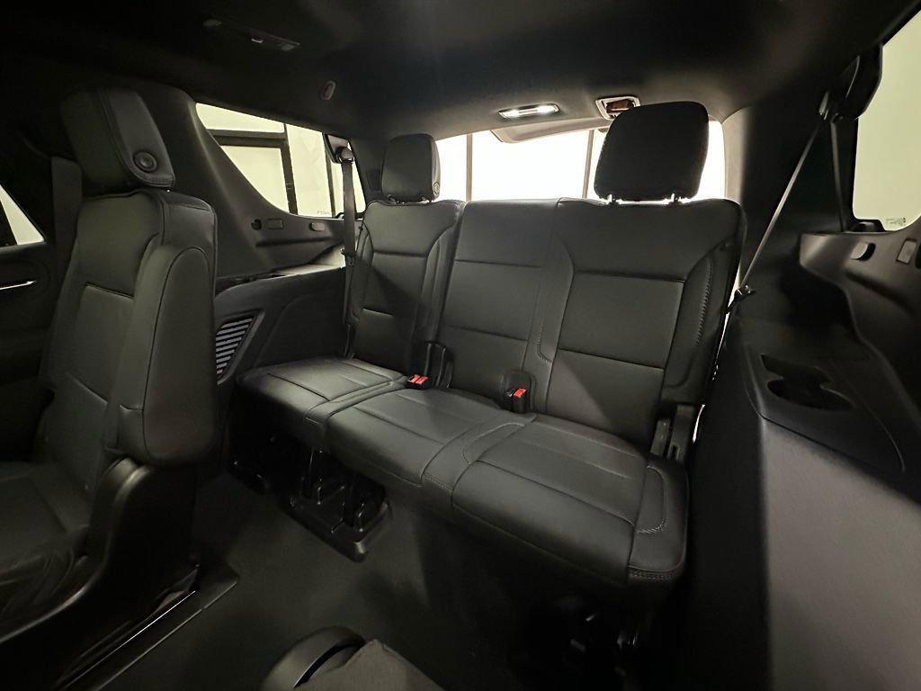 used 2024 GMC Yukon car, priced at $73,999