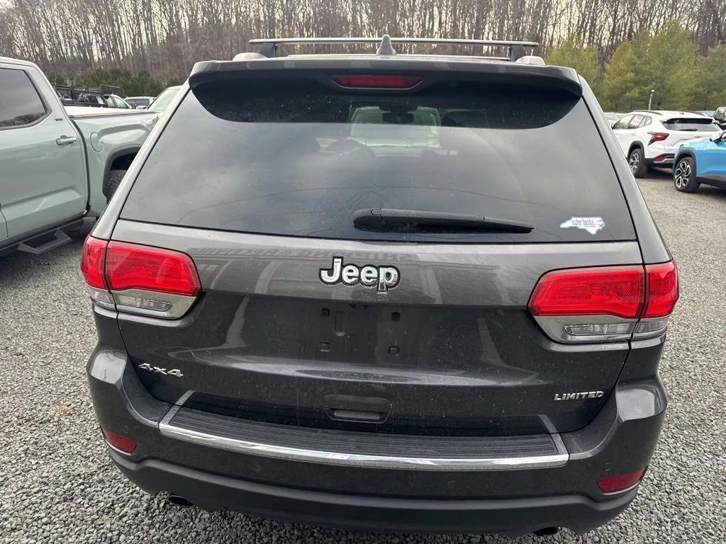 used 2017 Jeep Grand Cherokee car, priced at $12,999