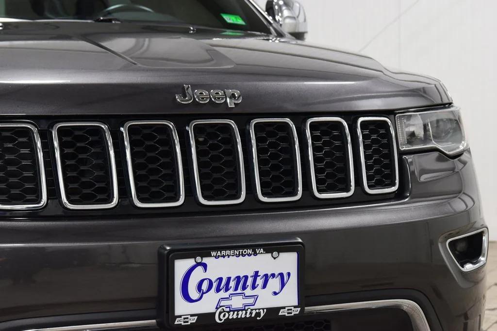 used 2017 Jeep Grand Cherokee car, priced at $14,000