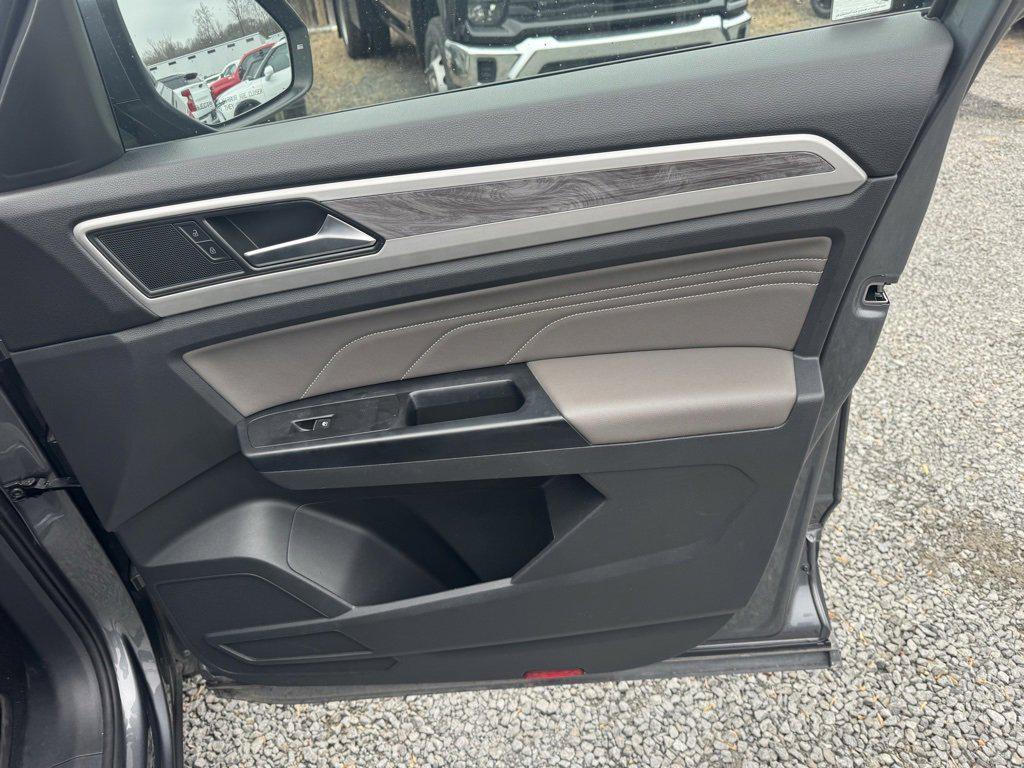 used 2021 Volkswagen Atlas Cross Sport car, priced at $21,999