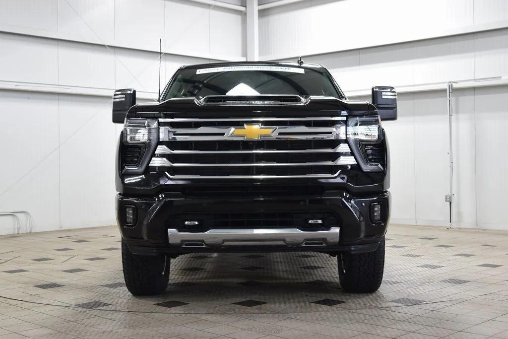 used 2024 Chevrolet Silverado 2500 car, priced at $68,999