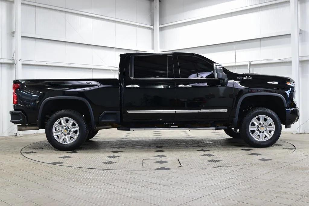 used 2024 Chevrolet Silverado 2500 car, priced at $68,999