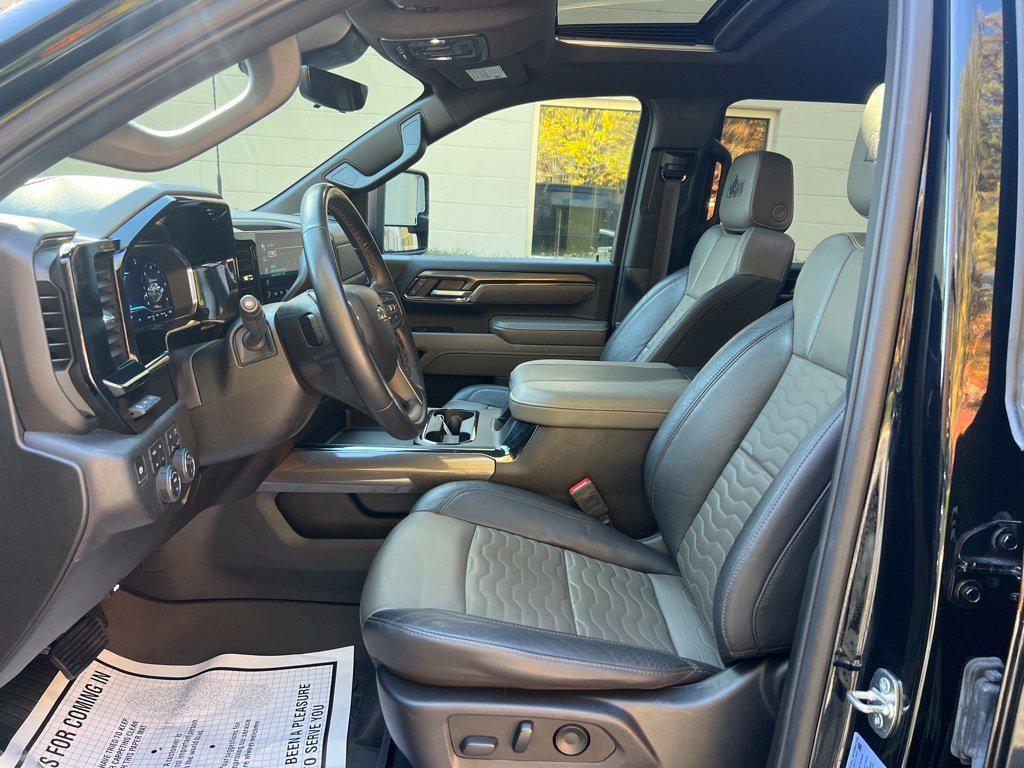 used 2024 Chevrolet Silverado 2500 car, priced at $70,999