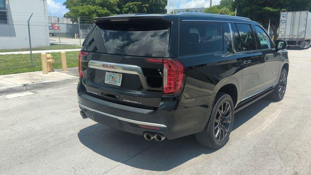 used 2024 GMC Yukon XL car, priced at $78,999