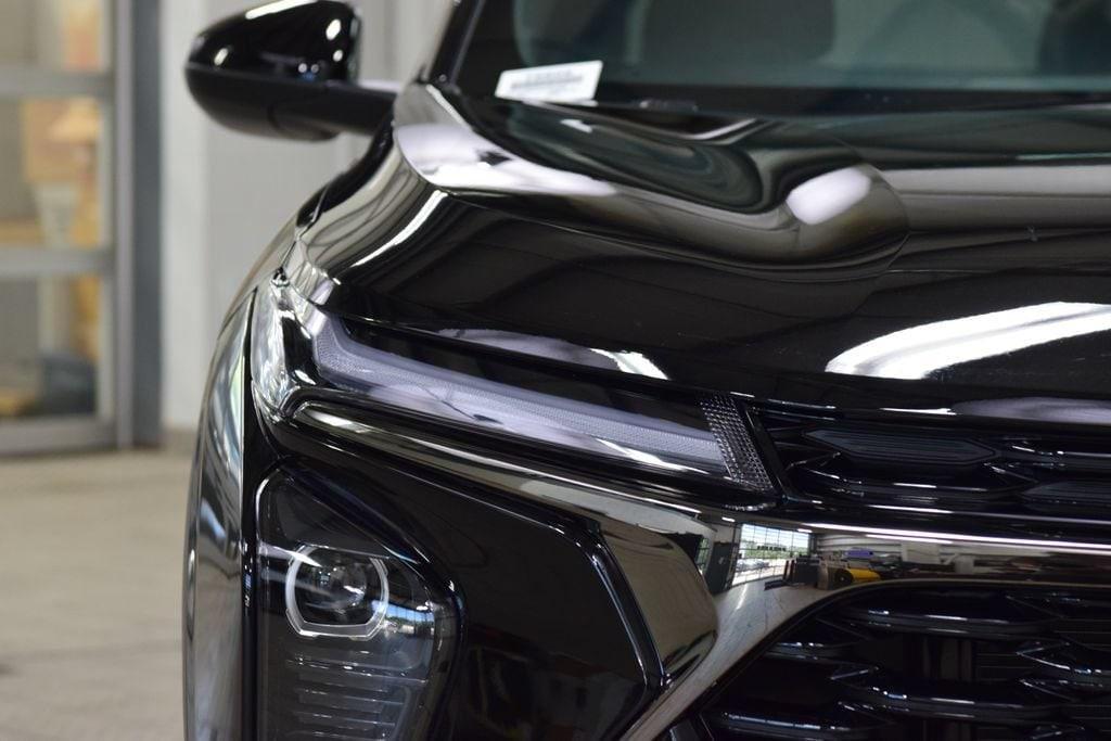 new 2026 Chevrolet Trax car, priced at $27,327
