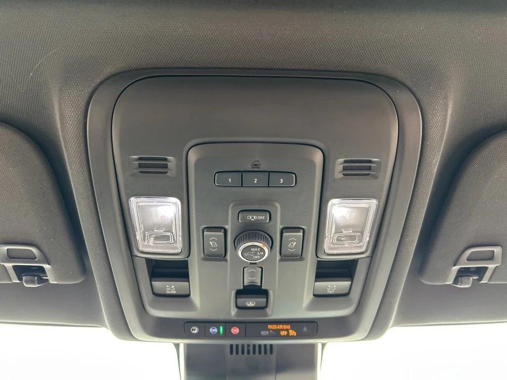 used 2024 Chevrolet Suburban car, priced at $71,999