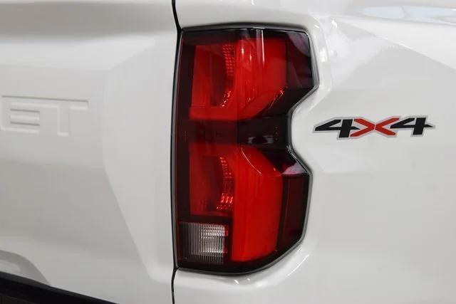 new 2026 Chevrolet Colorado car, priced at $44,013