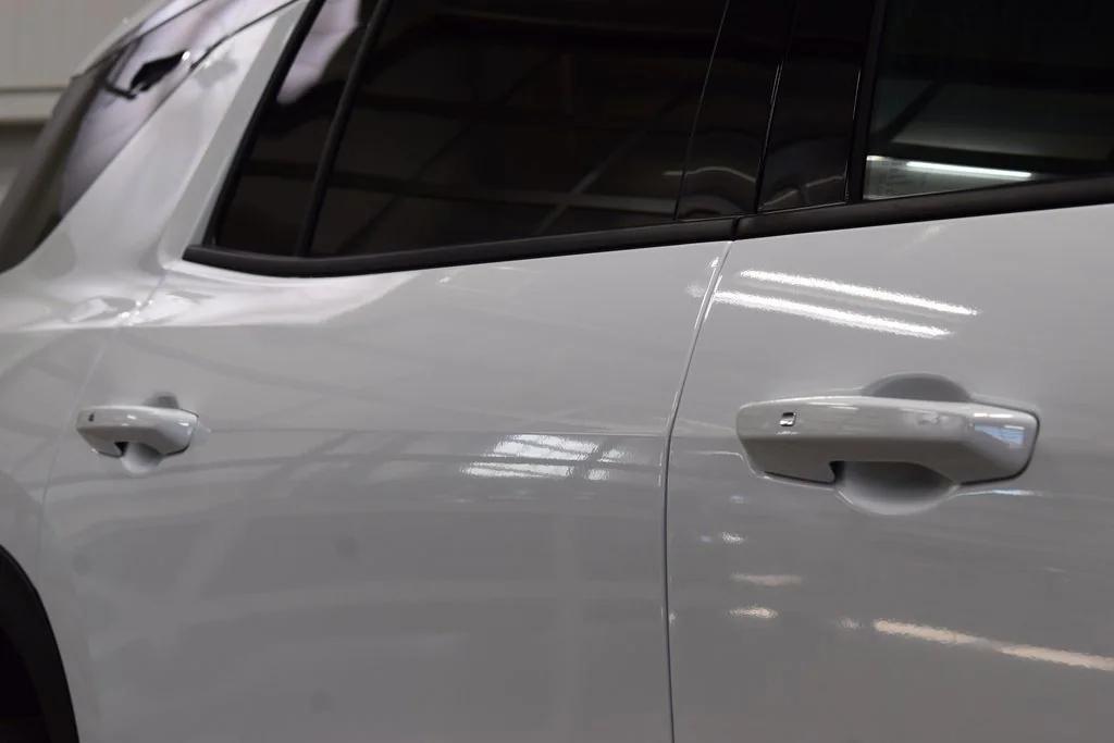 new 2026 Chevrolet Traverse car, priced at $44,301