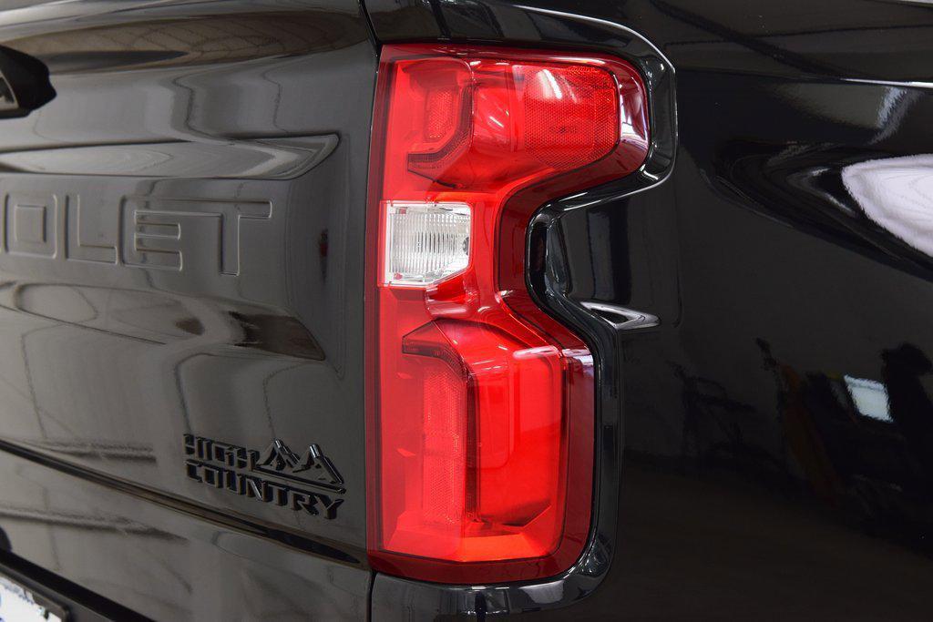 used 2025 Chevrolet Silverado 1500 car, priced at $61,999