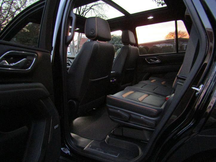 used 2023 GMC Yukon car, priced at $59,999