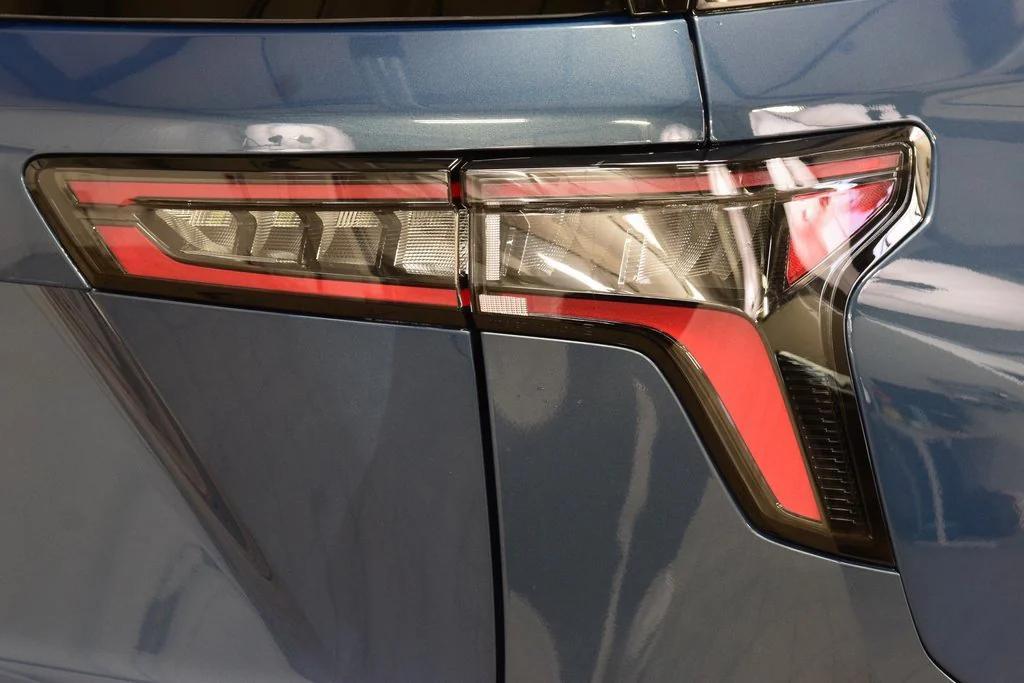 new 2026 Chevrolet Equinox car, priced at $27,609