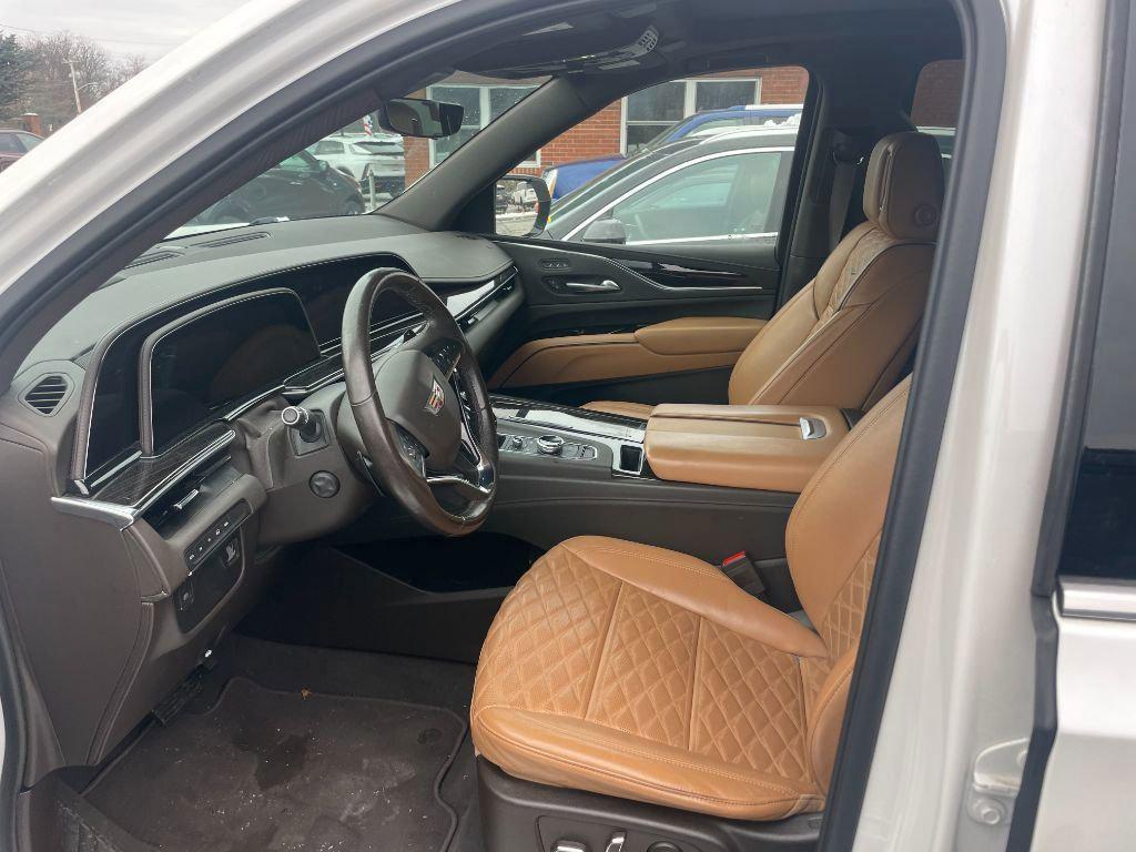 used 2023 Cadillac Escalade car, priced at $66,999