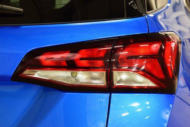 used 2024 Chevrolet Equinox car, priced at $21,999