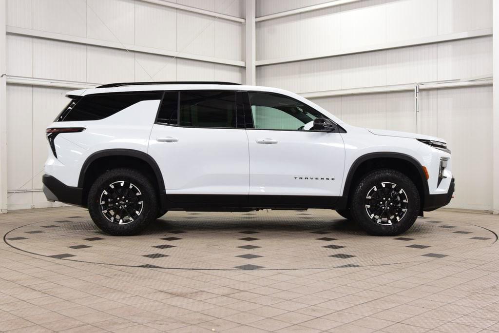 new 2026 Chevrolet Traverse car, priced at $50,230