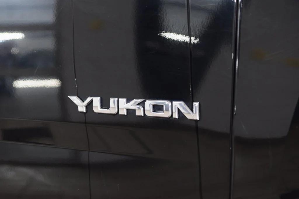 used 2016 GMC Yukon car, priced at $19,999