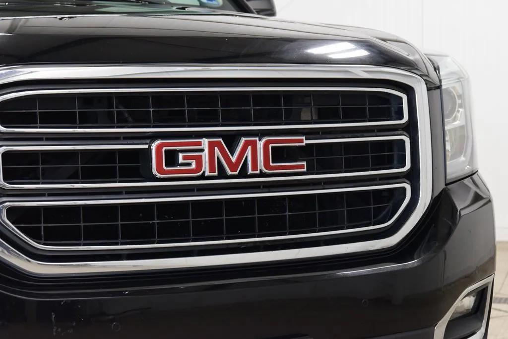 used 2016 GMC Yukon car, priced at $19,999