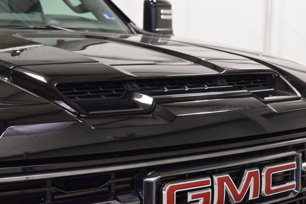 used 2024 GMC Sierra 2500 car, priced at $72,999
