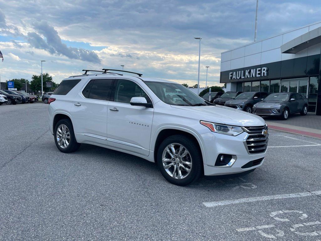 used 2021 Chevrolet Traverse car, priced at $36,398
