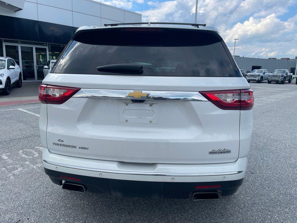 used 2021 Chevrolet Traverse car, priced at $36,398