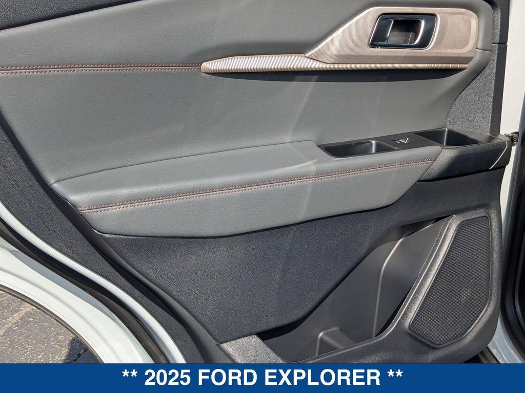 new 2025 Ford Explorer car, priced at $45,665