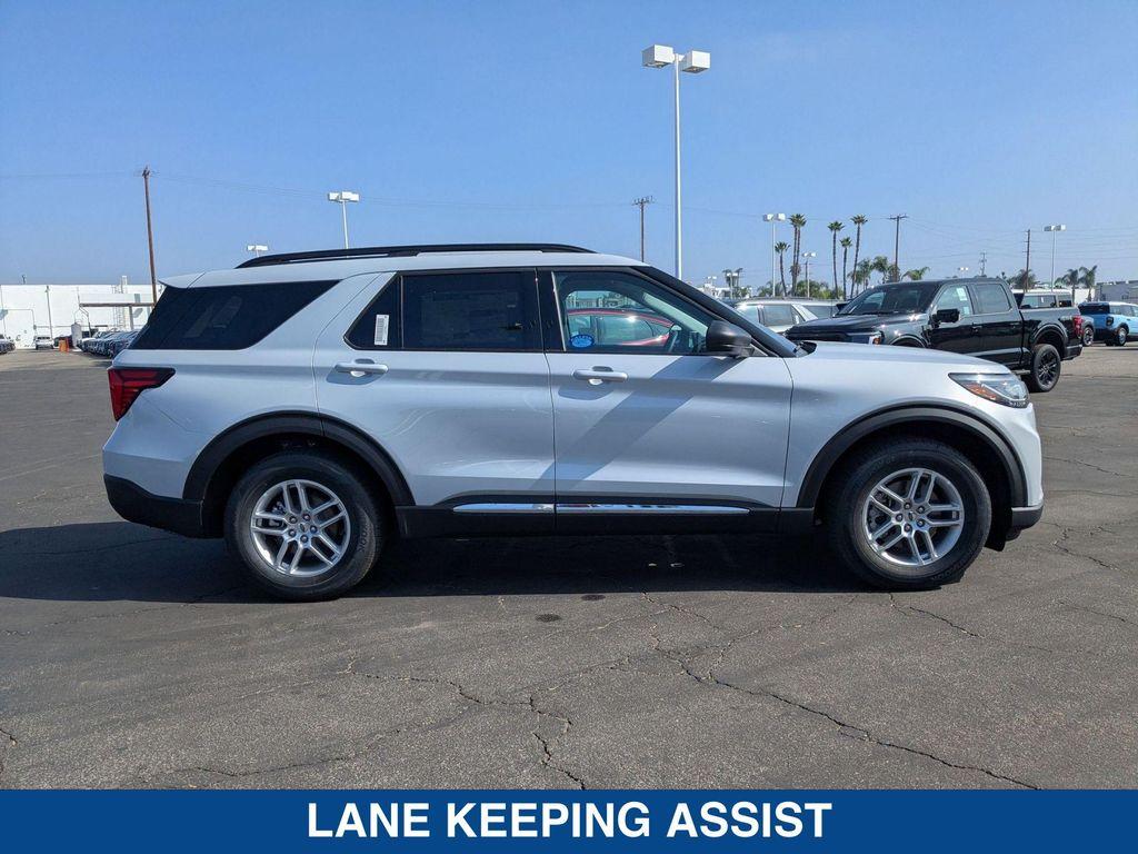 new 2025 Ford Explorer car, priced at $45,665