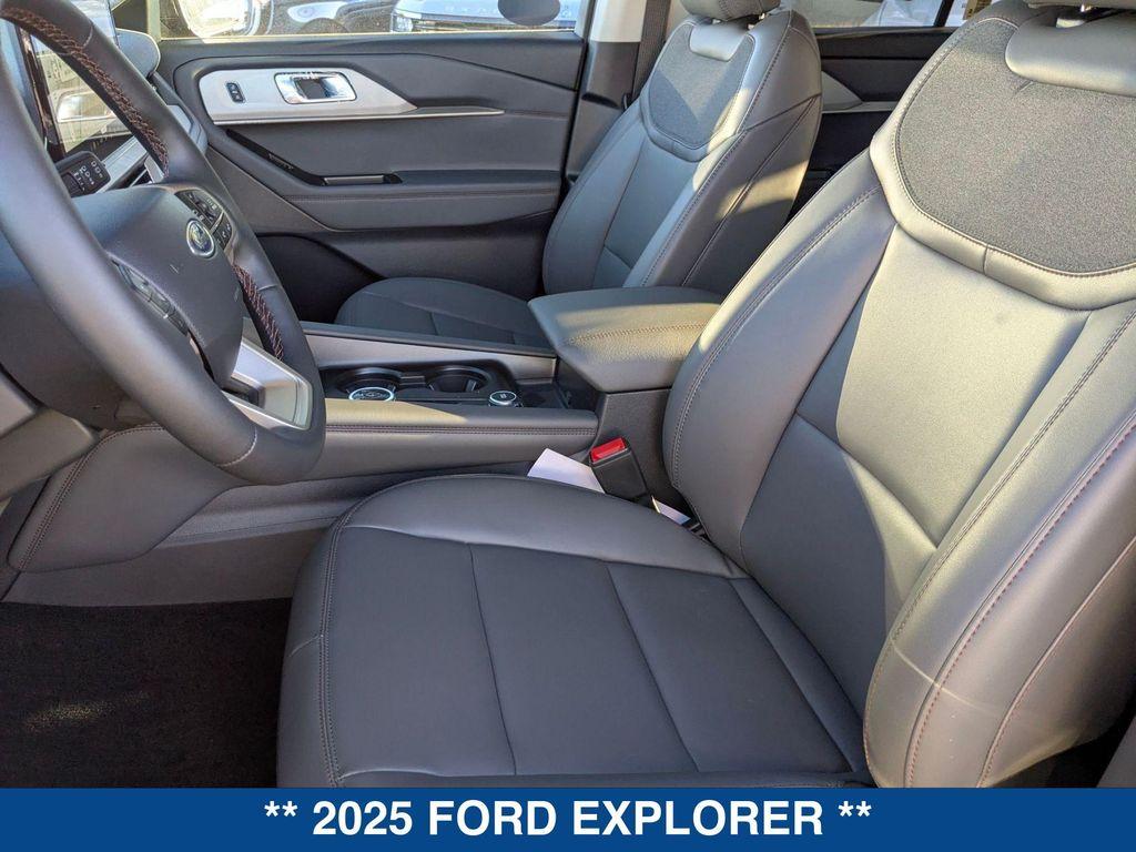 new 2025 Ford Explorer car, priced at $46,320