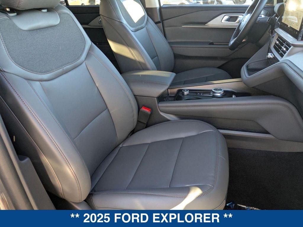 new 2025 Ford Explorer car, priced at $46,320