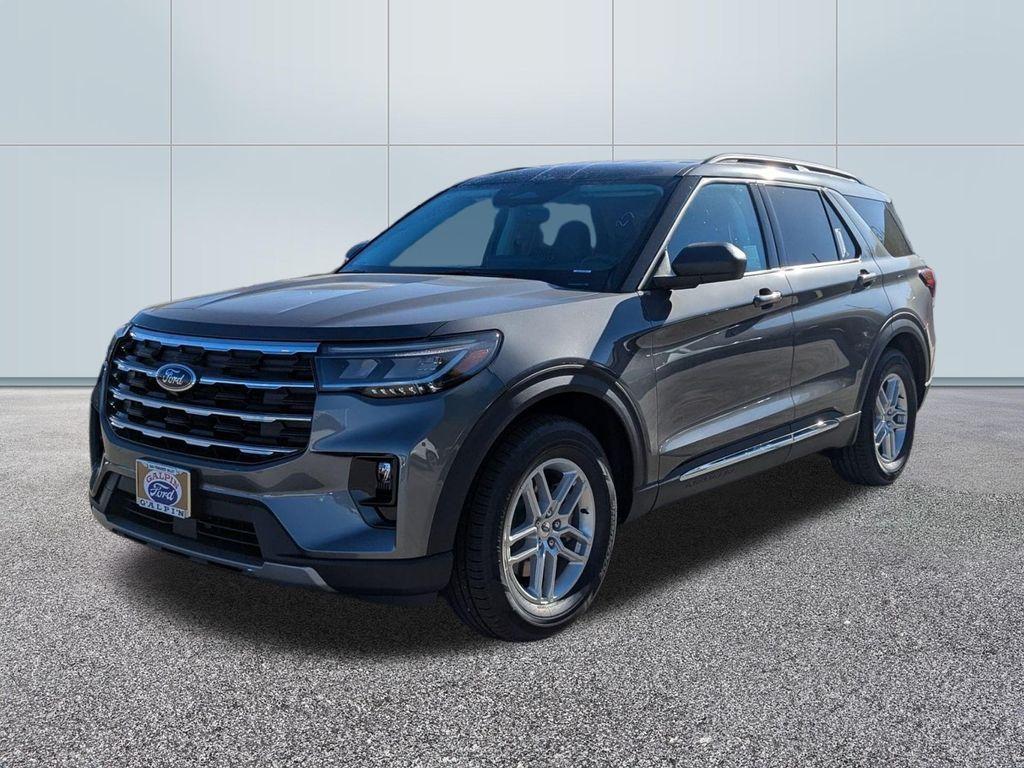 new 2025 Ford Explorer car, priced at $46,320