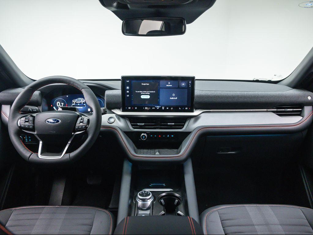 new 2025 Ford Explorer car