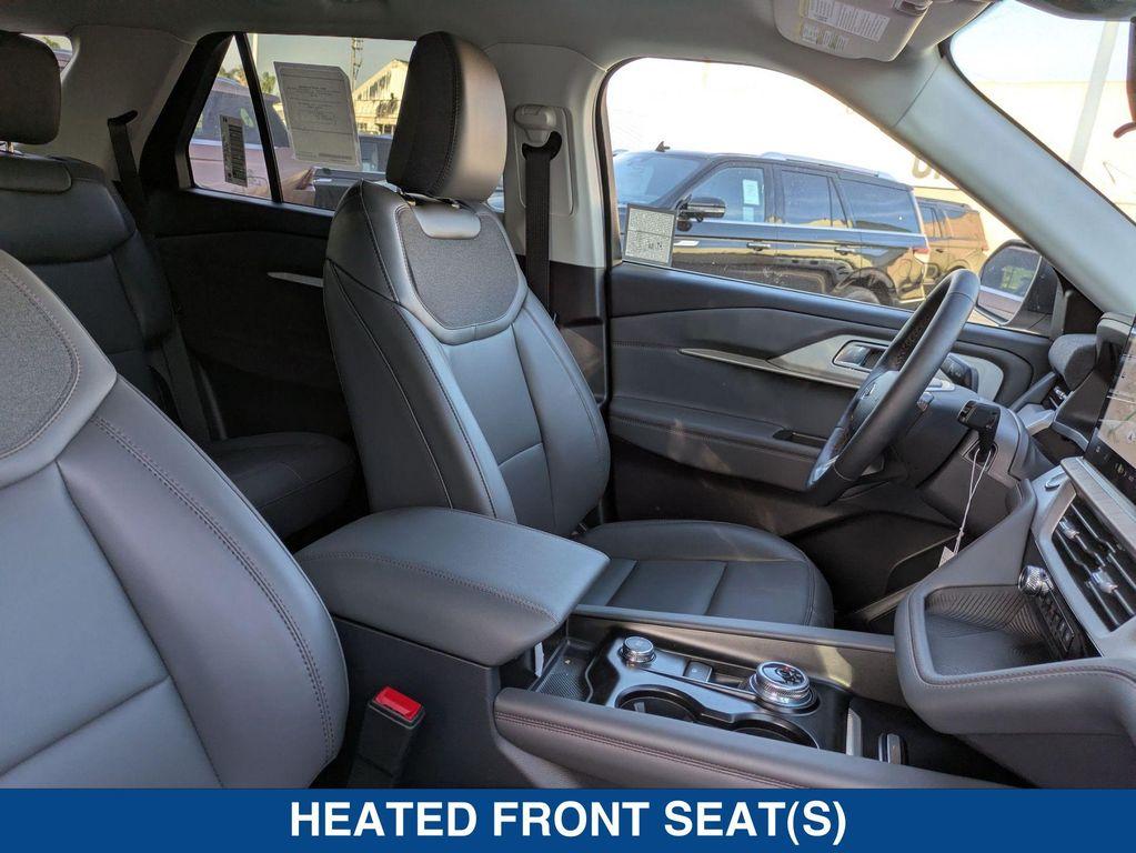 new 2025 Ford Explorer car, priced at $45,665