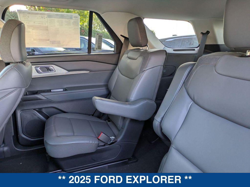new 2025 Ford Explorer car, priced at $45,665