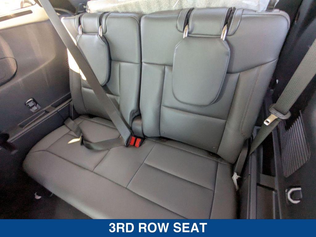 new 2025 Ford Explorer car, priced at $45,920