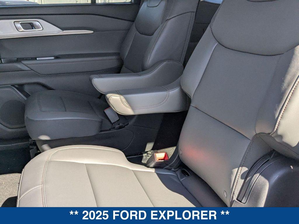 new 2025 Ford Explorer car, priced at $46,620