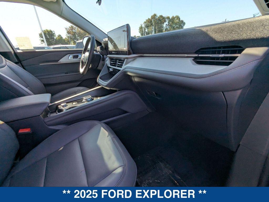 new 2025 Ford Explorer car, priced at $46,620