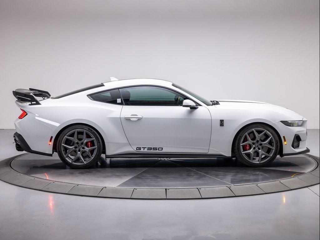 new 2025 Ford Mustang car