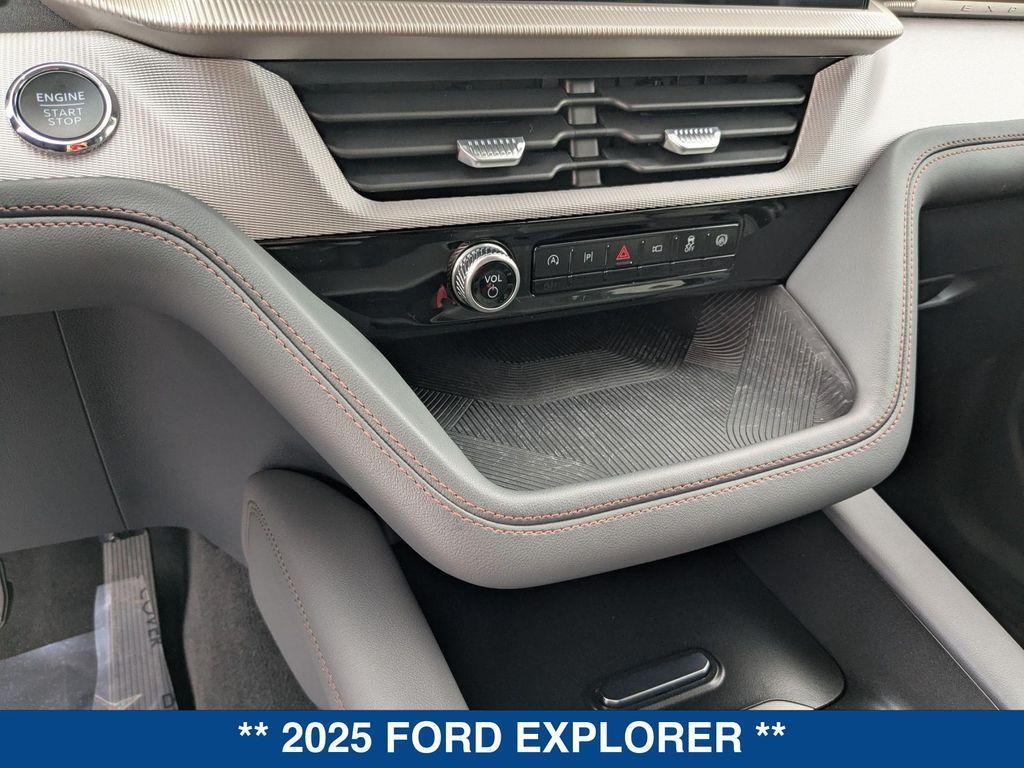 used 2025 Ford Explorer car, priced at $47,552