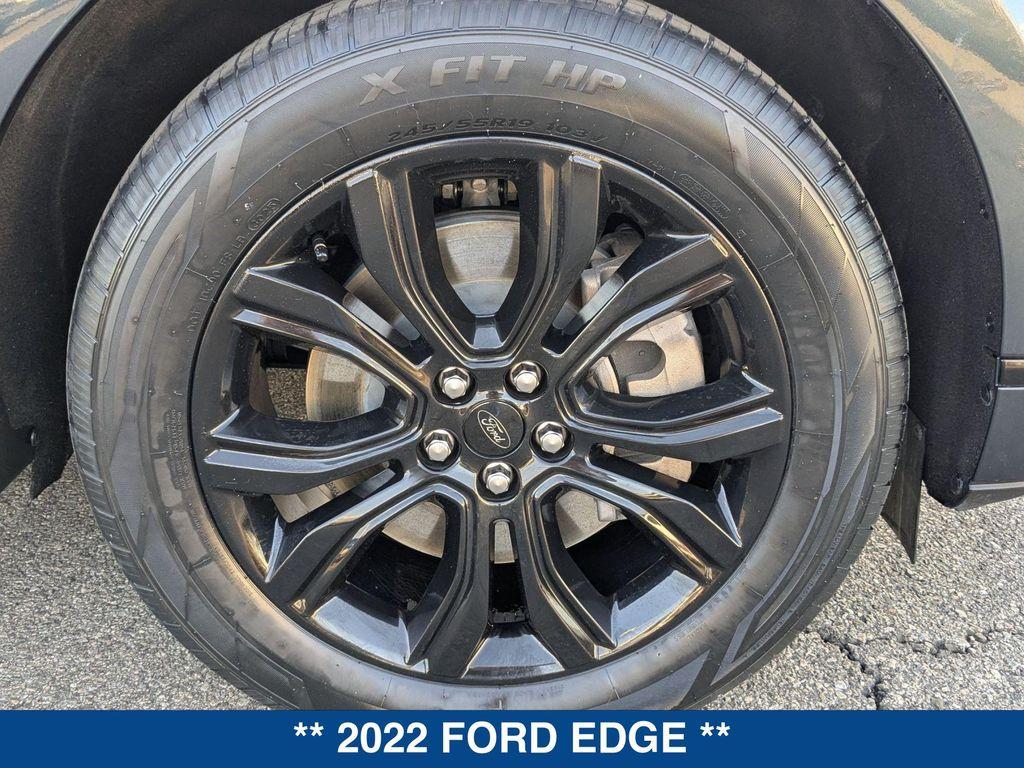 used 2022 Ford Edge car, priced at $25,875