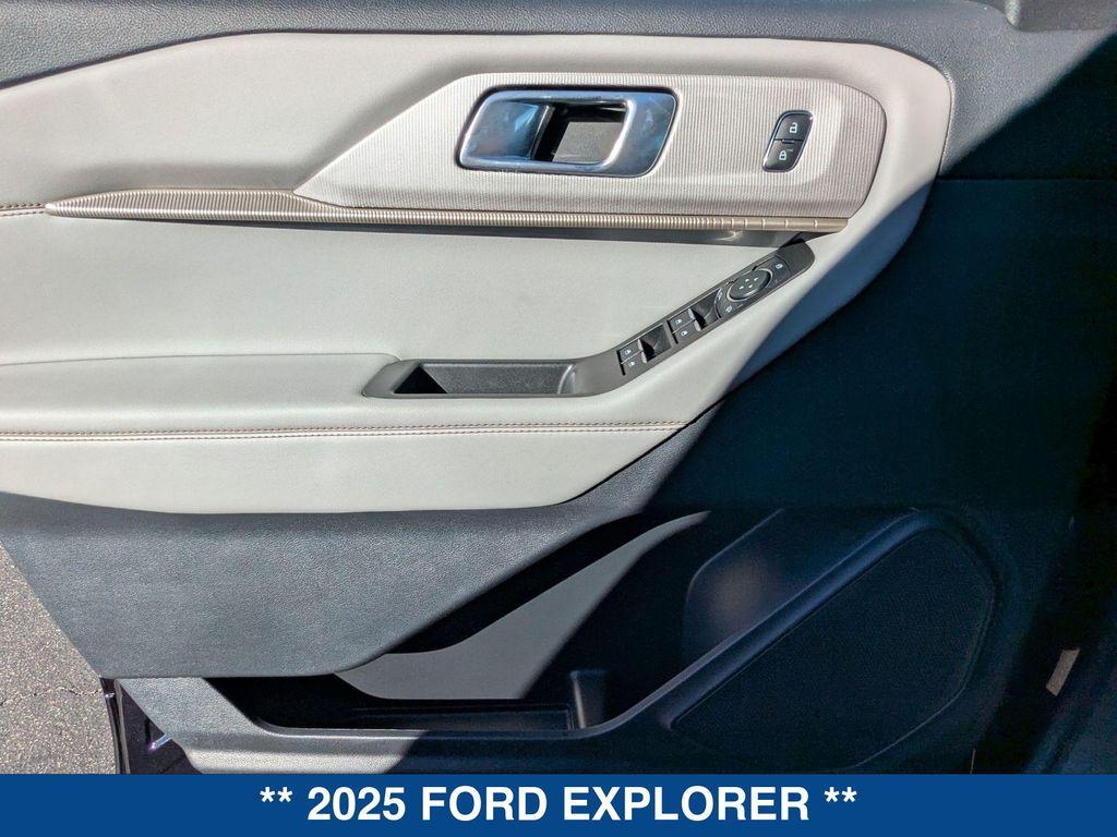 used 2025 Ford Explorer car, priced at $35,725