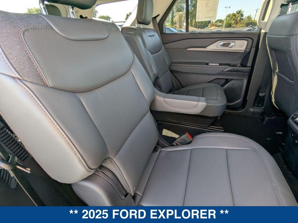 new 2025 Ford Explorer car, priced at $45,665
