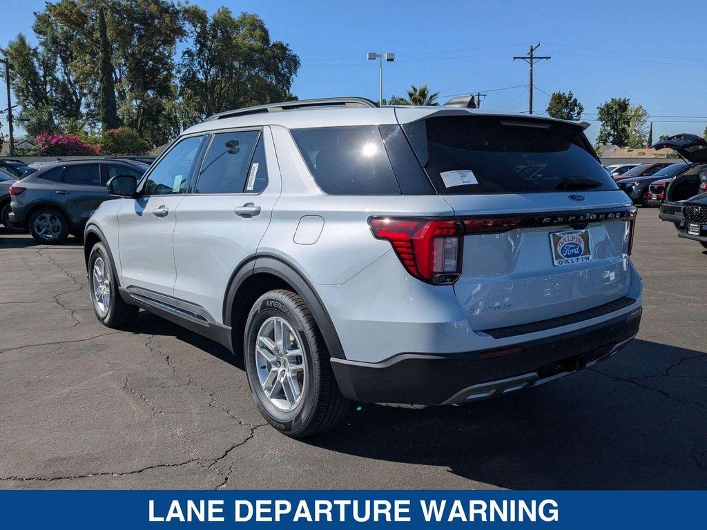 new 2025 Ford Explorer car, priced at $45,665