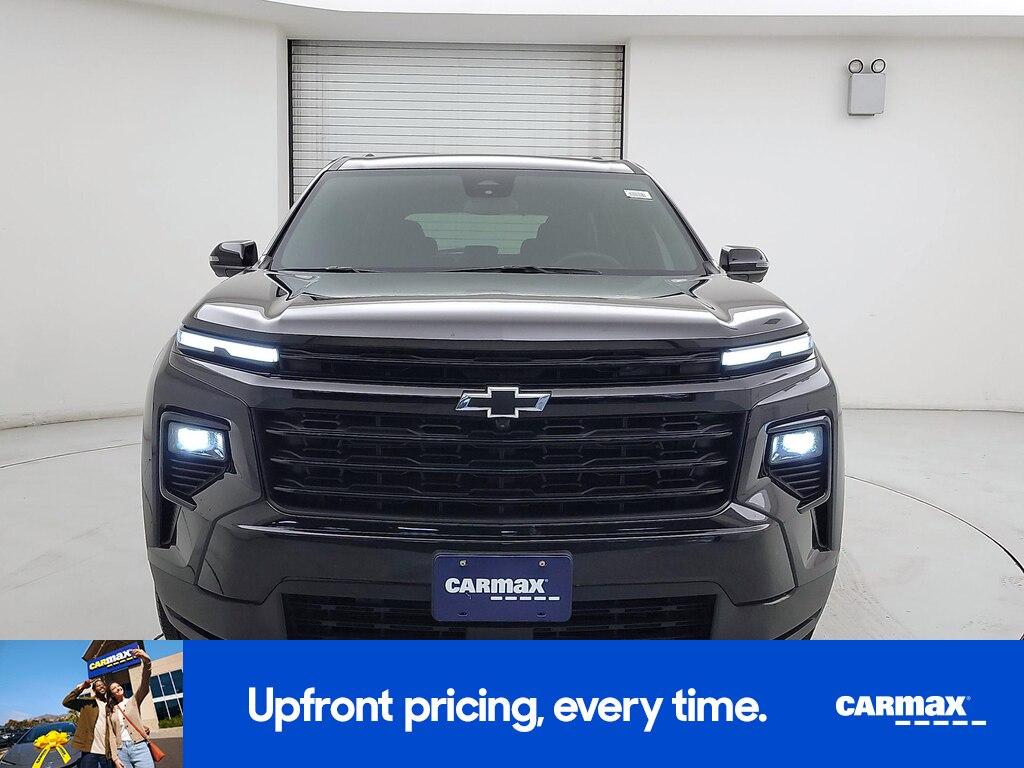 used 2024 Chevrolet Traverse car, priced at $36,998