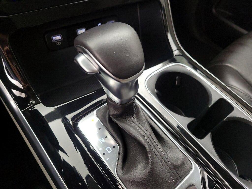 used 2024 Kia Carnival car, priced at $35,998