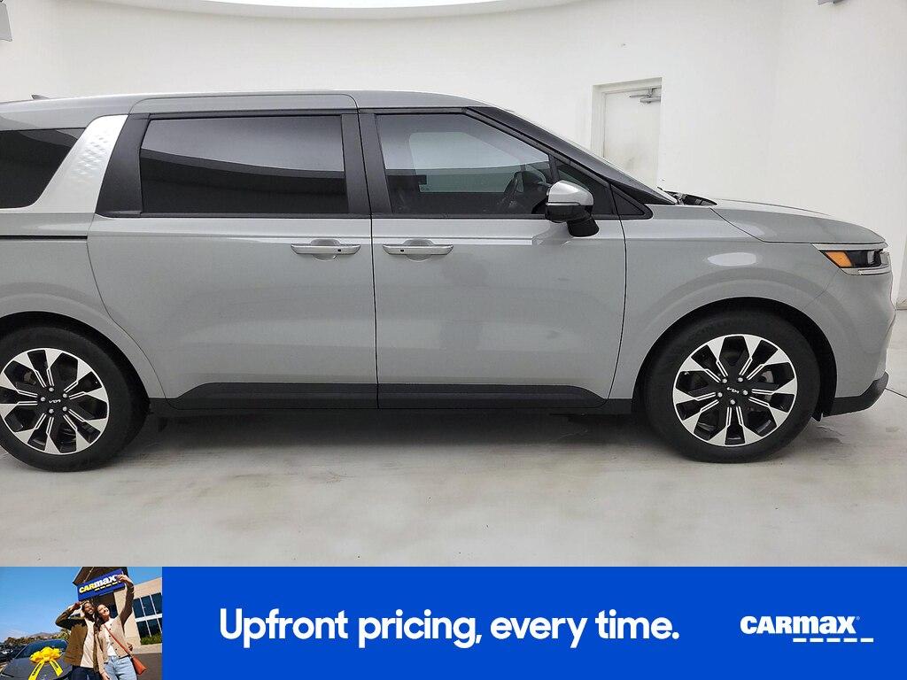 used 2024 Kia Carnival car, priced at $35,998