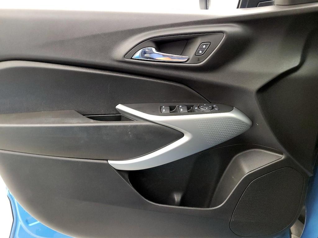 used 2025 Chevrolet Trax car, priced at $21,998