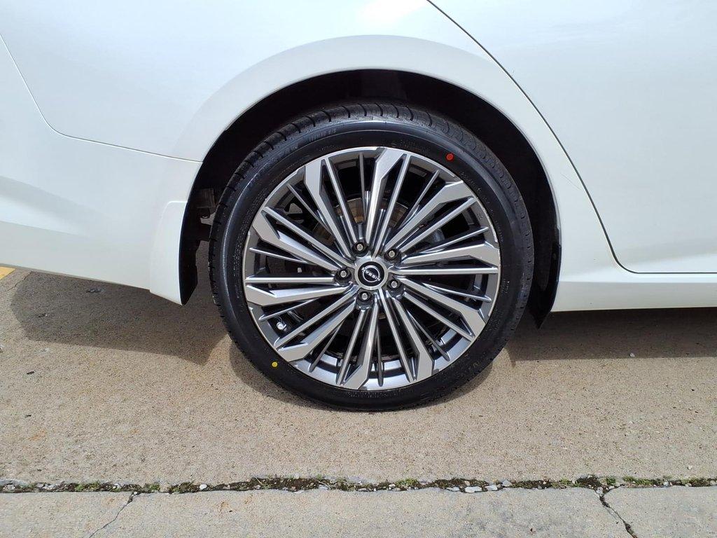 used 2024 Nissan Altima car, priced at $25,588