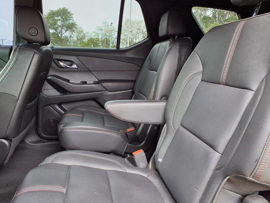used 2023 Chevrolet Traverse car, priced at $37,588