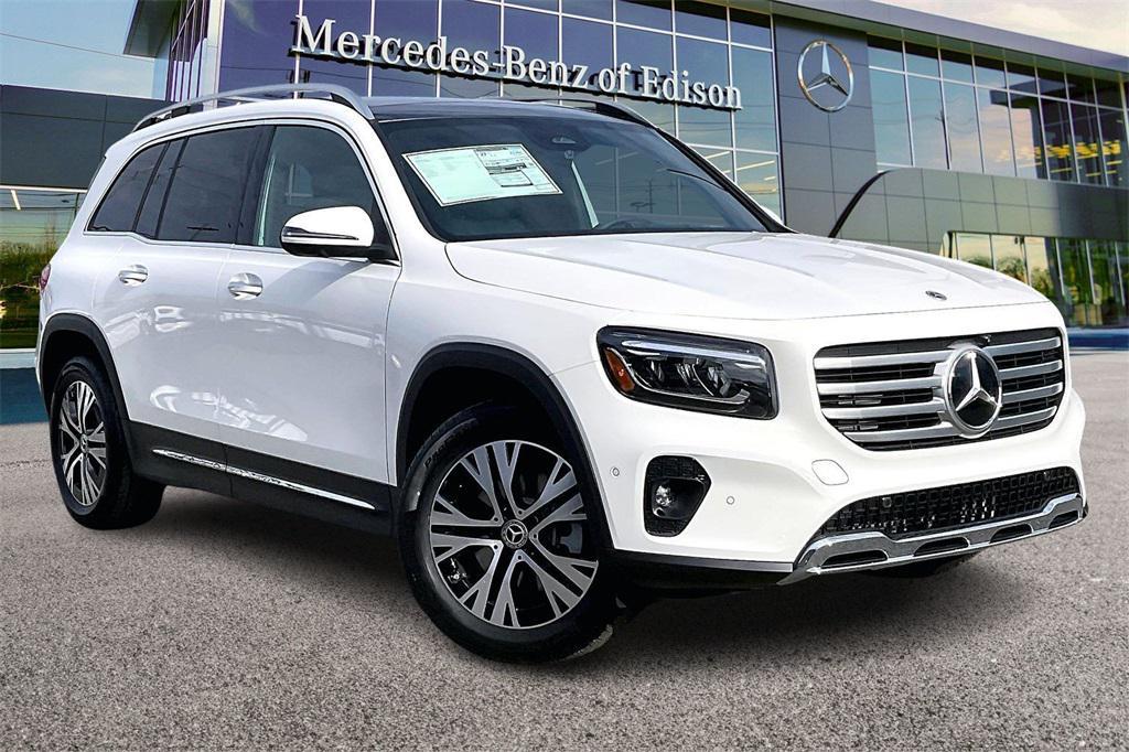 new 2026 Mercedes-Benz GLB 250 car, priced at $52,160