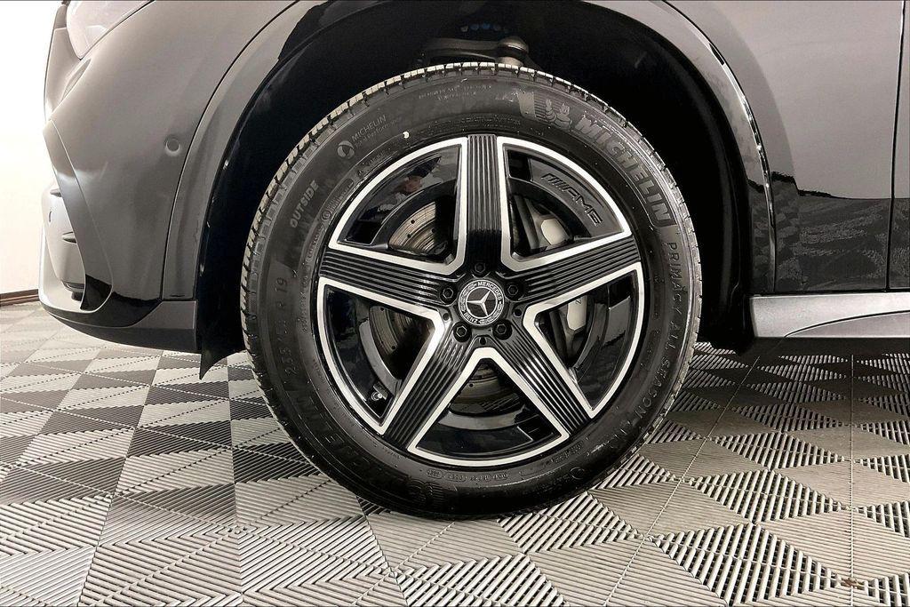 used 2026 Mercedes-Benz GLC 300 car, priced at $54,545