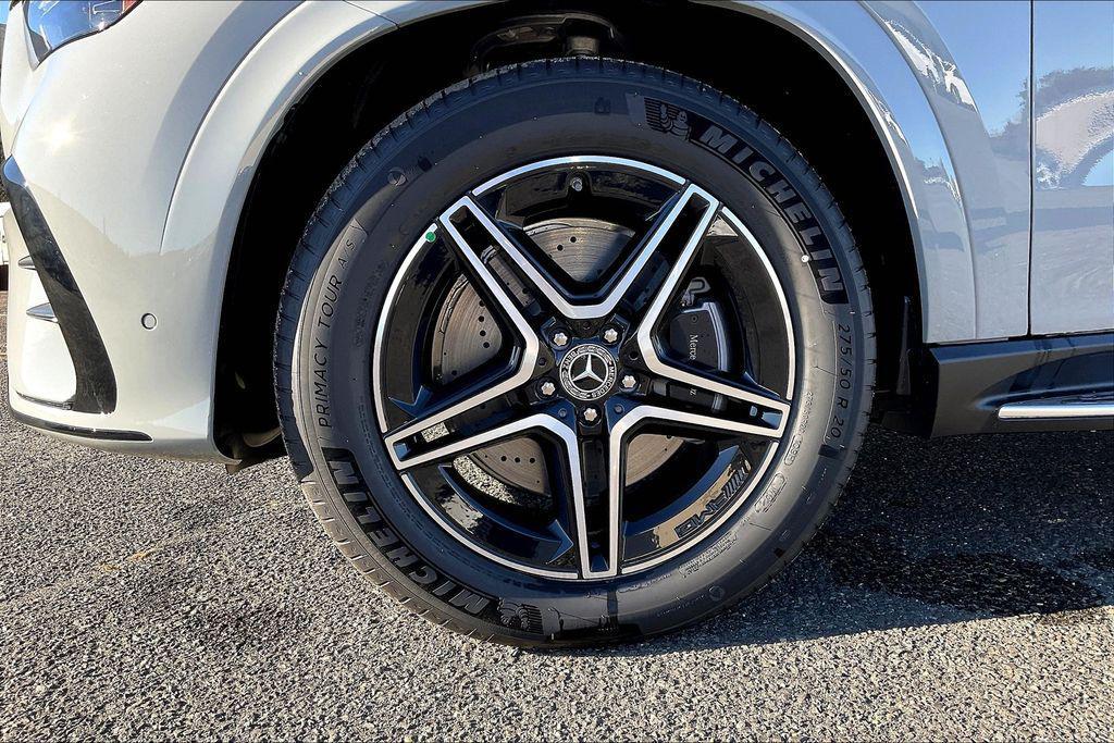 new 2026 Mercedes-Benz GLE 450 car, priced at $93,035